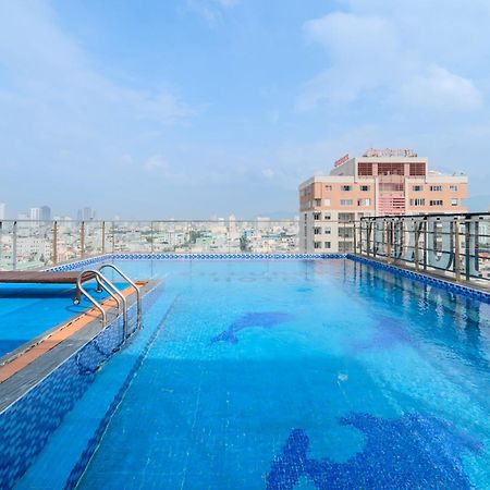Maxhome Luxury Hotel Da Nang Buitenkant foto